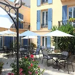 L'olivier - Piscine & Parking 3* Cannes
