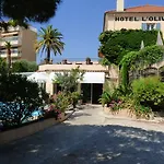 Hotel L'olivier - Piscine & Parking