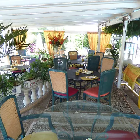 L'olivier - Piscine & Parking Ξενοδοχείο