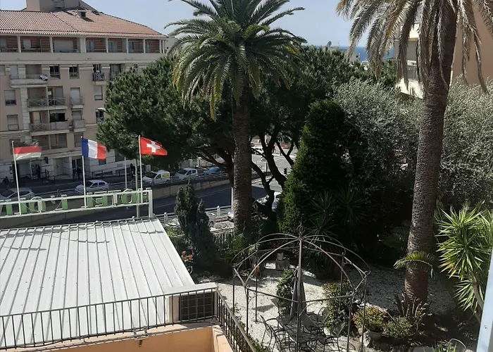 Hotel L'olivier - Piscine & Parking Cannes