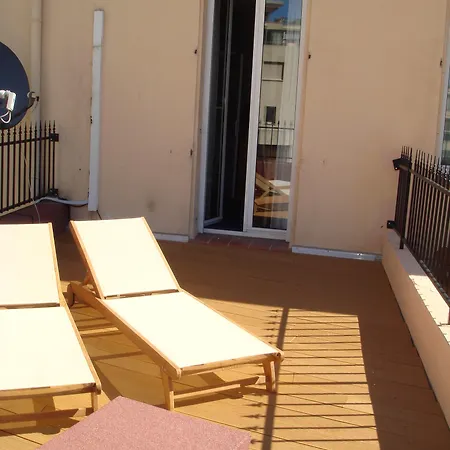 L'olivier - Piscine&parking 3* Cannes
