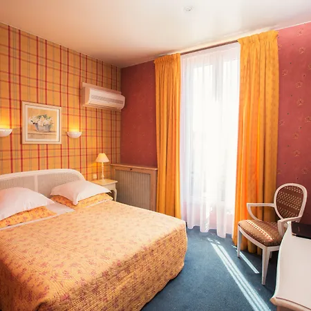 L'olivier - Piscine & Parking