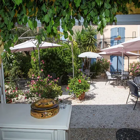 L'olivier - Piscine & Parking 3* Cannes