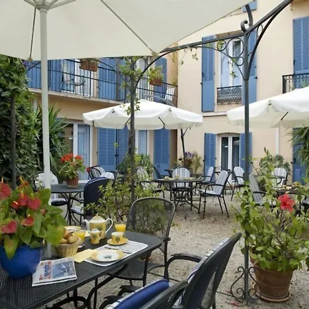 Hotel L'olivier - Piscine & Parking Cannes