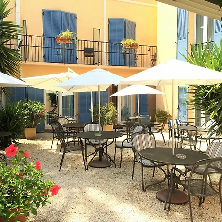 Hotel L'olivier - Piscine&parking 3*