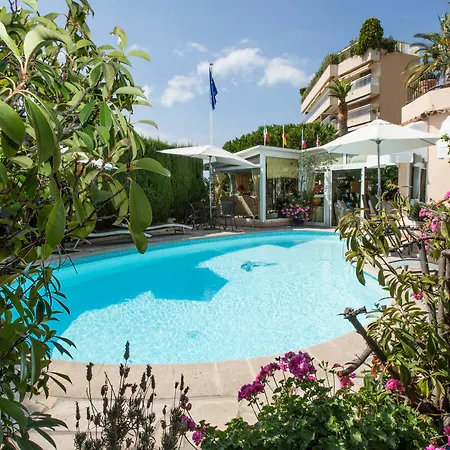 L'olivier - Piscine&parking 3* Cannes