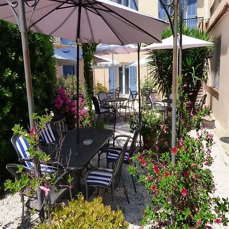 L'olivier - Piscine&parking Hotel 3*