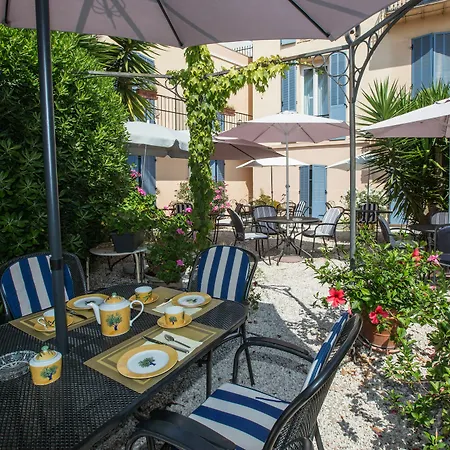 Hotel L'olivier - Piscine&parking 3*