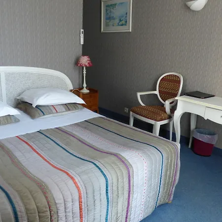 Hotel L'olivier - Piscine&parking 3*